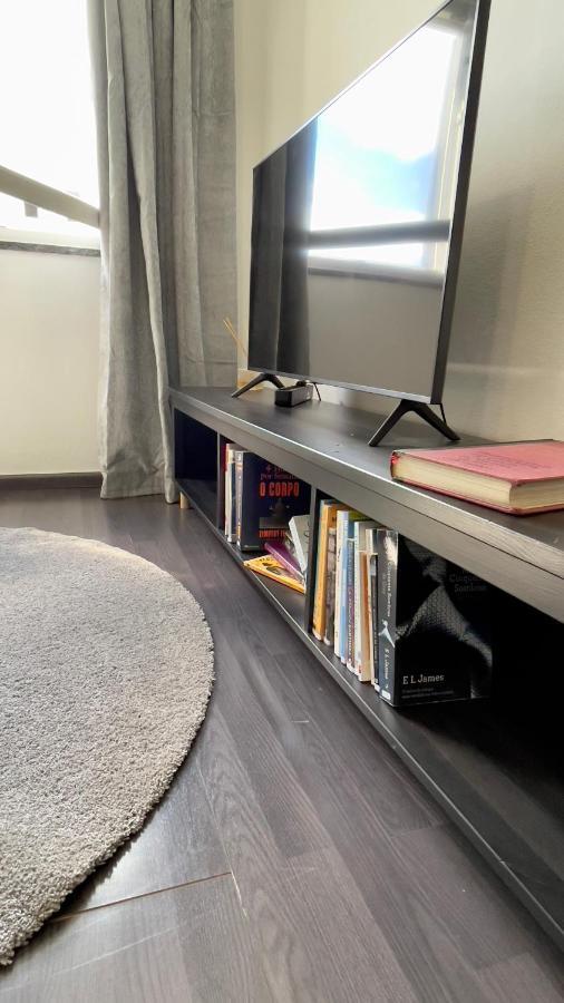 Apartamento T2 Com Terraco Grande Daire Quarteira Dış mekan fotoğraf